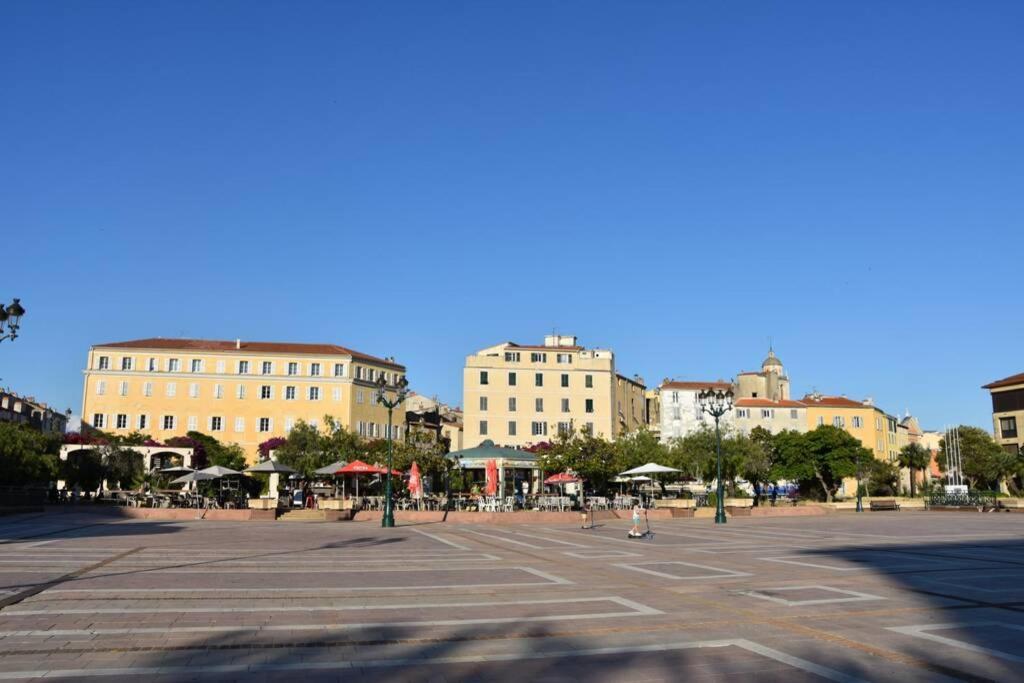 Apartment Superbe En Plein Coeur D'ajaccio *